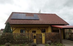 Přečtete si více ze článku Fotovoltaická elektrárna v Semicích